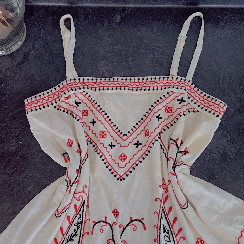 Maurices Cream Top with Red and Black Embroidery